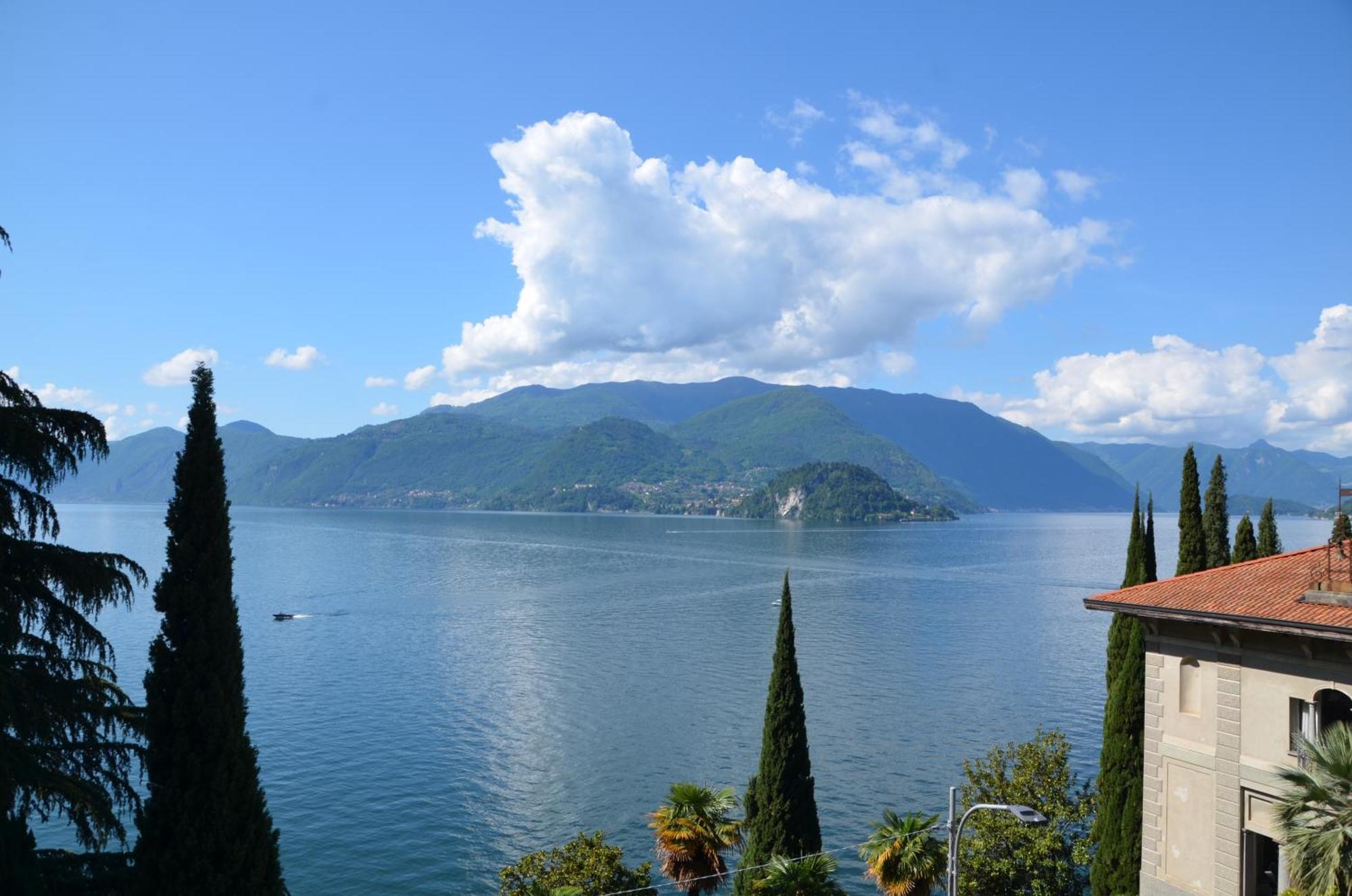 Apartmán Big Romantic Lake View & Terrace Lecco Exteriér fotografie